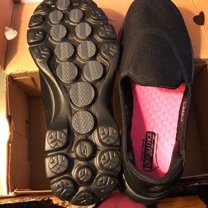 Brand new Skechers Women’s Slip-Ons